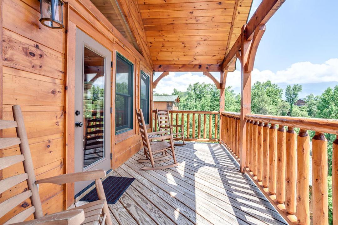Gatlinburg Cabin With Private Hot Tub By Staycating Exterior foto
