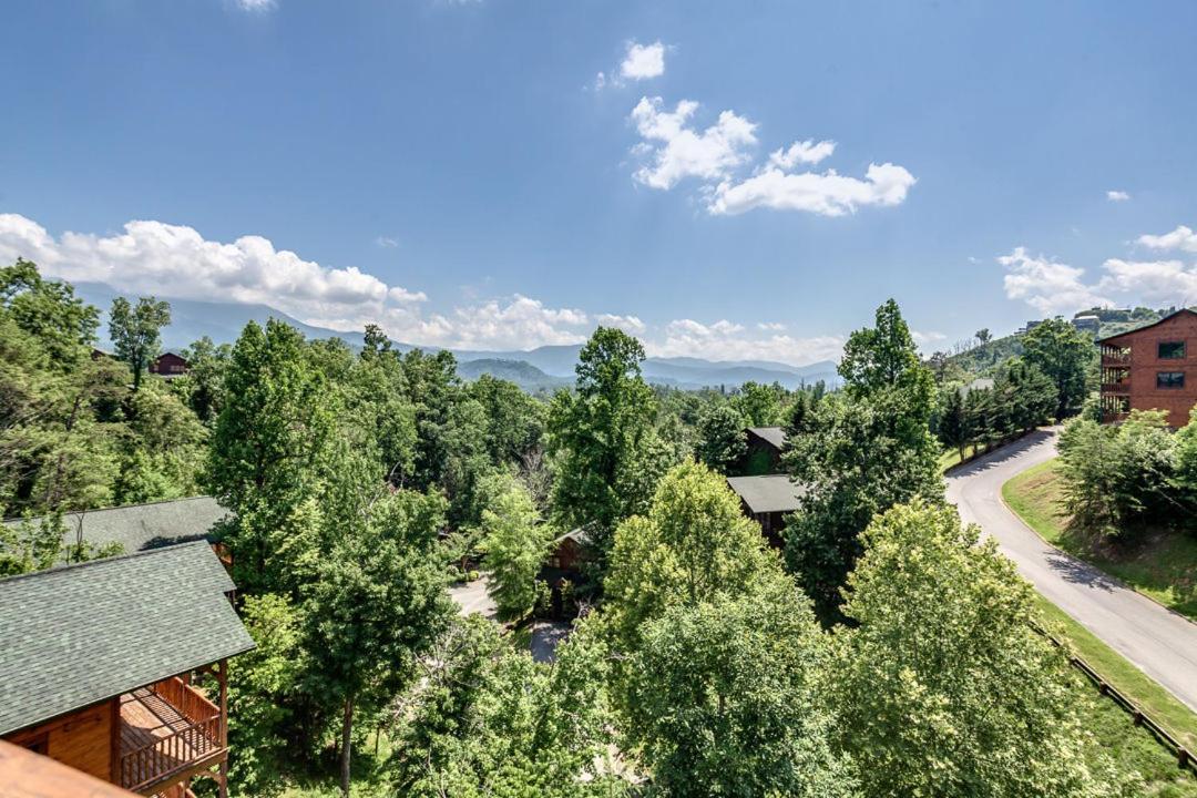 Gatlinburg Cabin With Private Hot Tub By Staycating Exterior foto